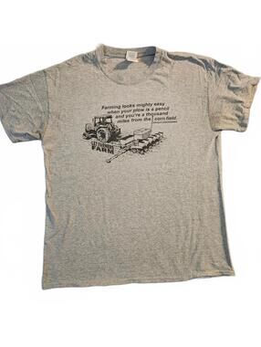 Gildan Gray Graphic T-Shirt with Farming Quote and Tractor Print Size Large